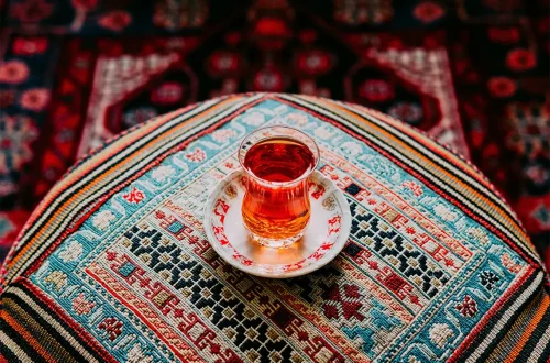 İran Taarof (Taruf) Nedir